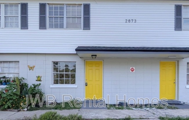 2873 YELLOW PINE CT