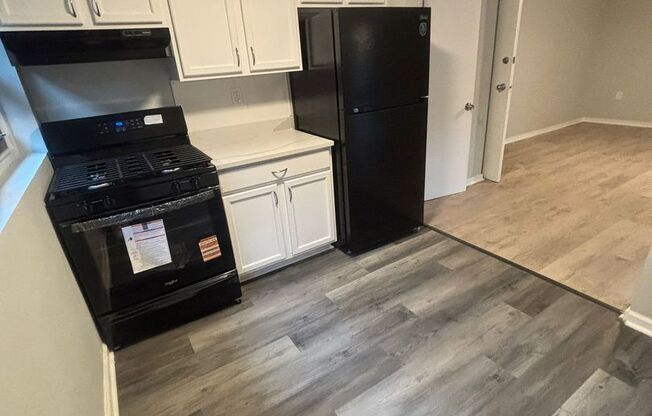 745-749 PENN AVE LLC