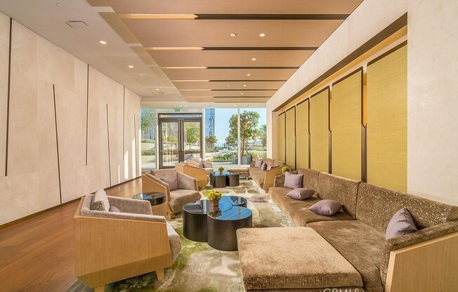 1 bed, 2 baths, 780 sqft, $3,300, Unit 2501