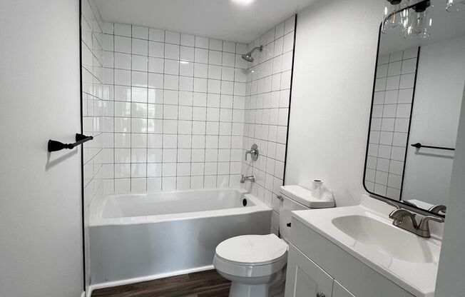 804/806 S Marion Ave