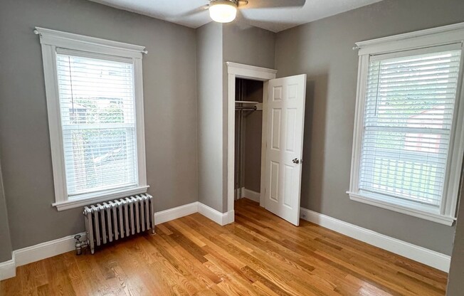 3 beds, 1 bath, 1,350 sqft, $2,750, Unit #1
