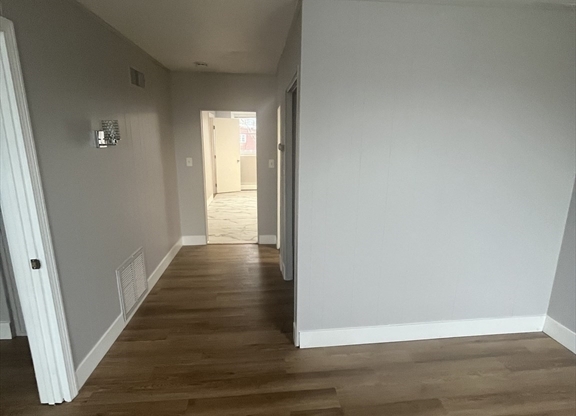 185 Marion