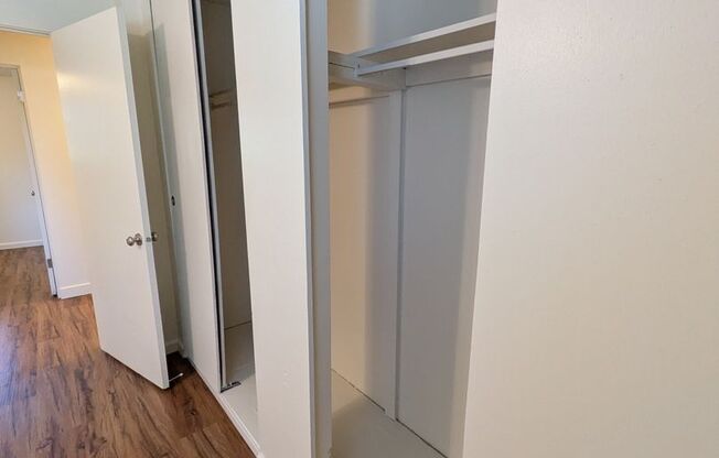 2 beds, 1 bath, 800 sqft, $1,365, Unit 3485-05