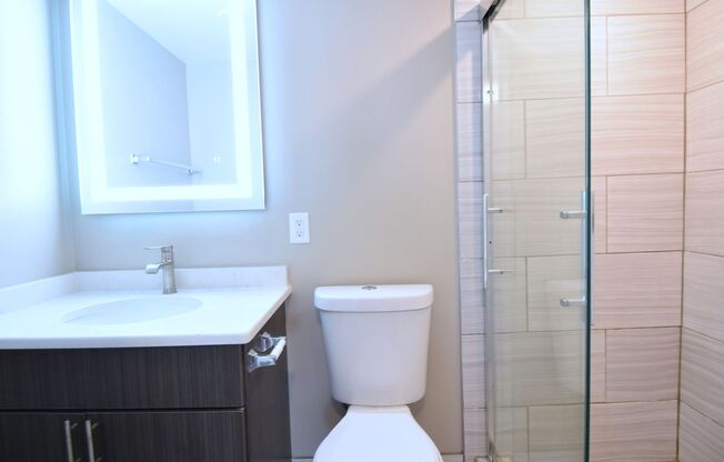 3 beds, 2 baths, 1,300 sqft, $2,470, Unit 3201-3