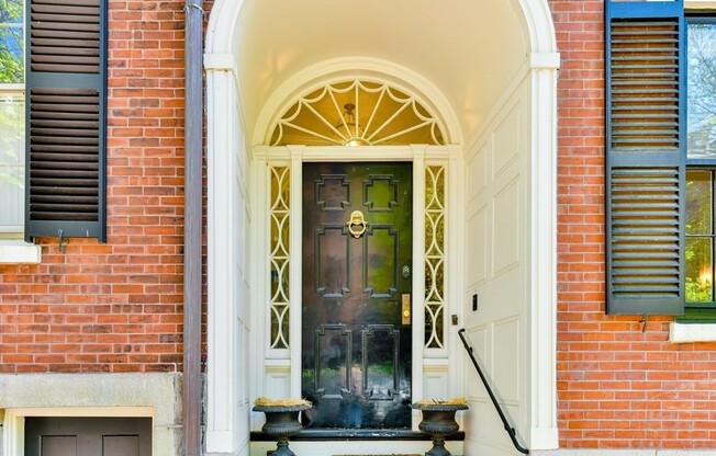 48 Mt. Vernon Street