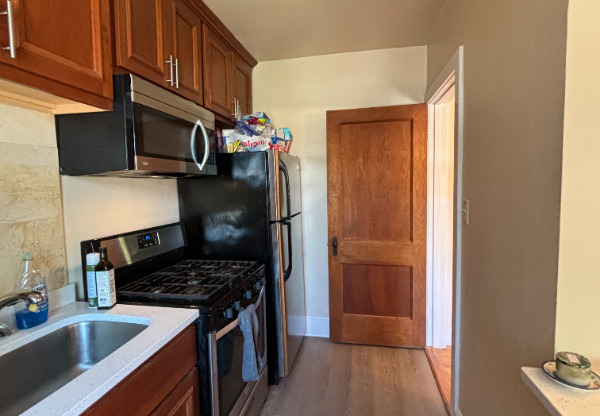 1429 MARTHA WASHINGTON DR