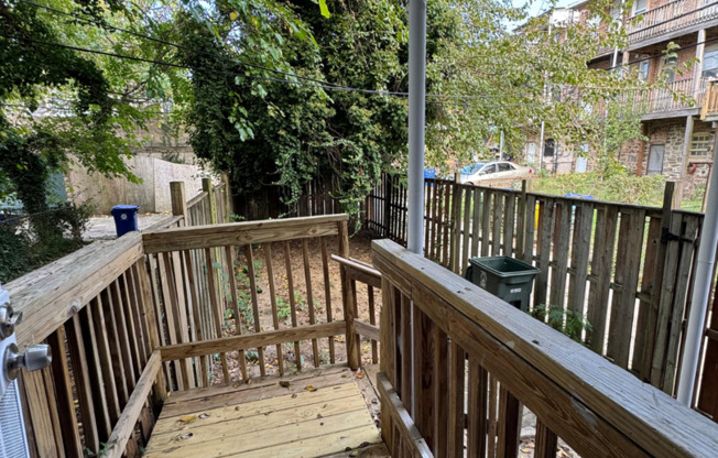 3 beds, 1 bath, $1,600