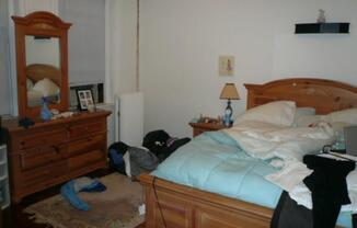193 STRATHMORE RD