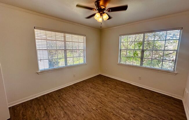 2 beds, 1.5 baths, 957 sqft, $1,599, Unit 111