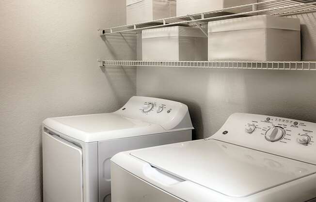Washer and Dryer at Stone Cliff Apartments
