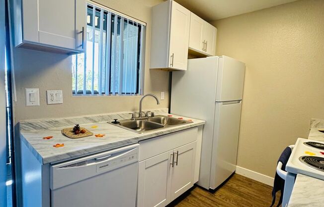 2 beds, 1 bath, 826 sqft, $2,700, Unit 223