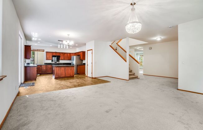 Beautiful 5 Bed, 3 Bath Rental Home in Bethany!