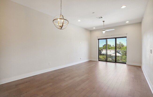 908 Nueces Street #18