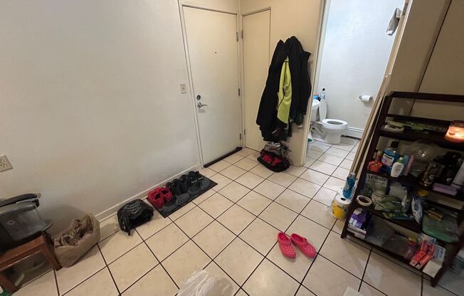 1 bed, 1 bath, $850, Unit 321