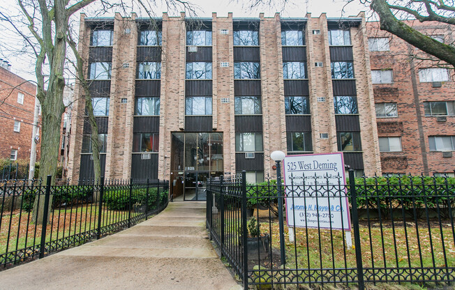 Studio, 1 bath, 400 sqft, $1,450, Unit 204