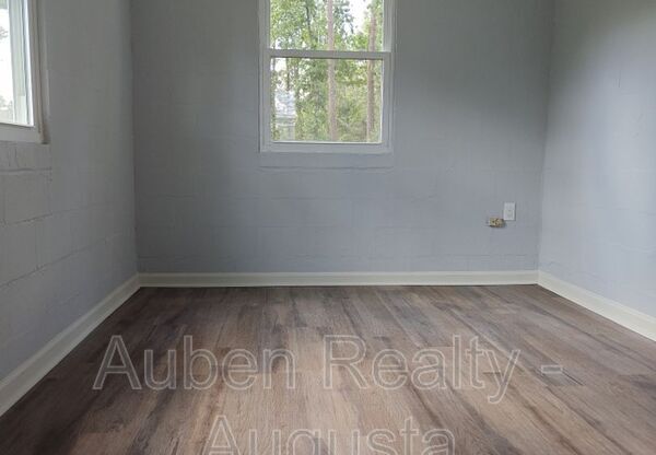 4432 WRIGHTSBORO RD