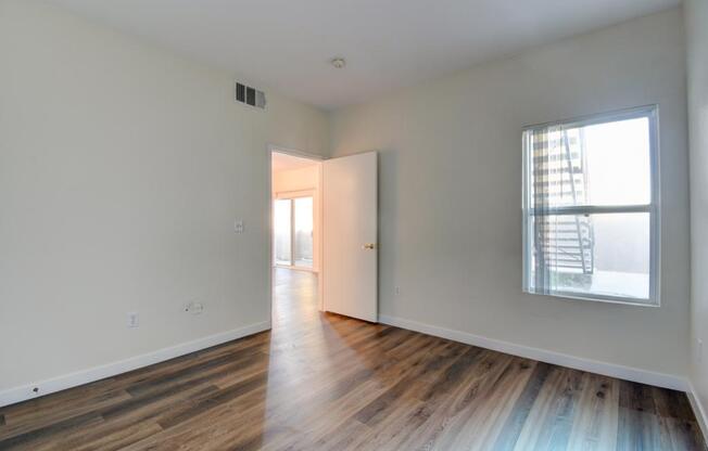 2 beds, 2 baths, 1,046 sqft, $1,550, Unit UNIT 1030