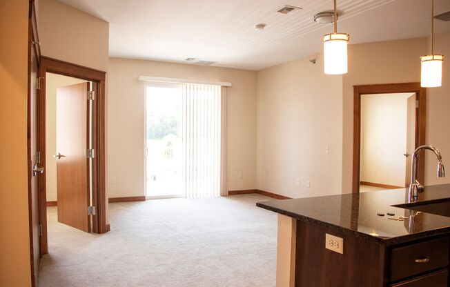 2 beds, 2 baths, $1,500, Unit 303
