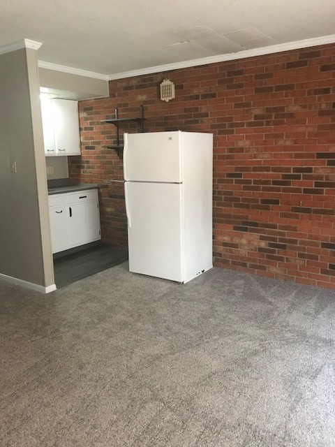 1 bed, 1 bath, 458 sqft, $800, Unit Apt. 5