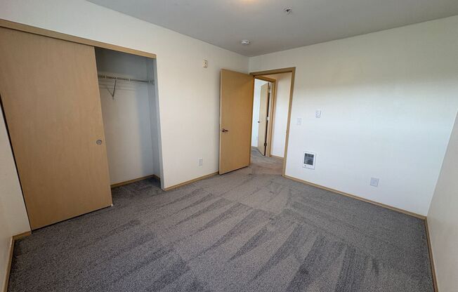 2 beds, 2 baths, 1,018 sqft, $1,450, Unit 354-3013