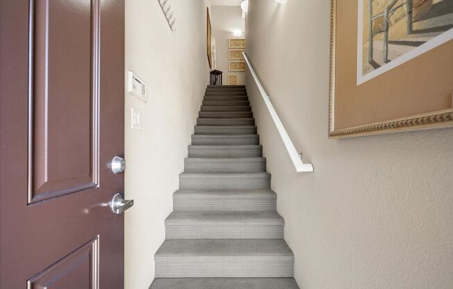 3975 N. Hualapai Way #281 - Fully Furnished 3 bed condo
