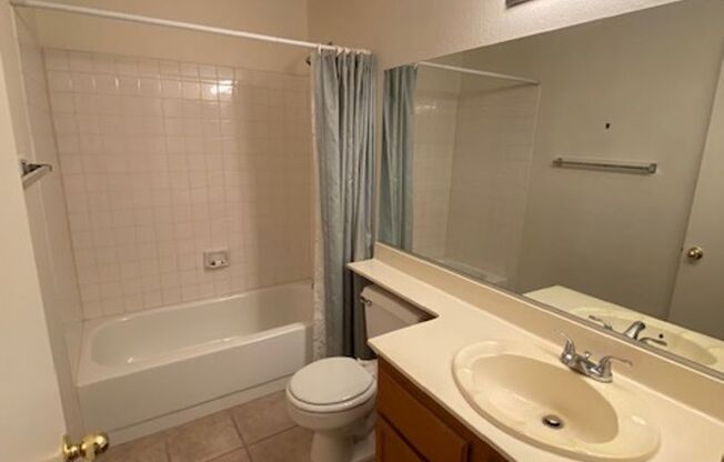 2 beds, 2 baths, $995