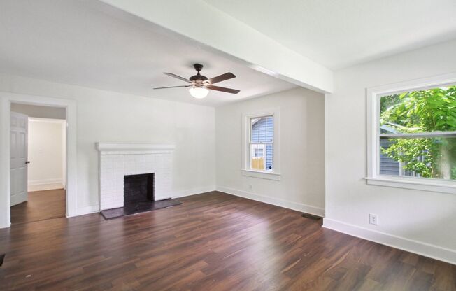 Charming 2BR/1Bth bungalow in Atlanta