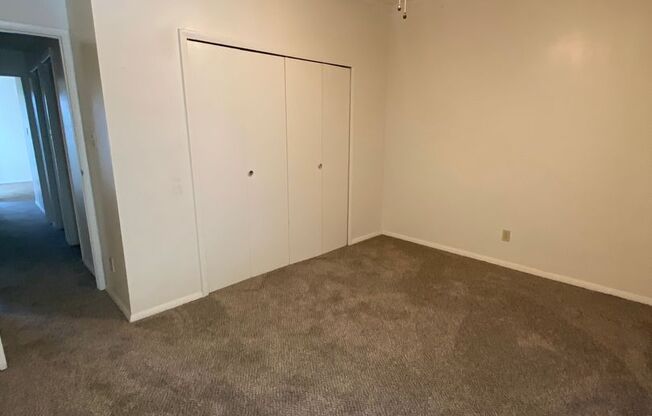 2 beds, 2 baths, 1,094 sqft, $890, Unit F03