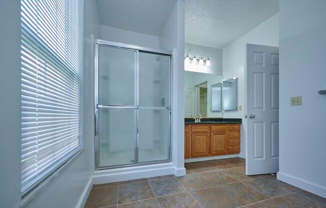 2 beds, 2 baths, 1,556 sqft, $2,260, Unit 6525