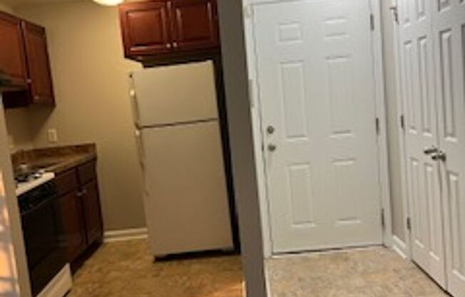 1328 McCulloh St