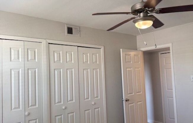 2 beds, 1 bath, 873 sqft, $1,140, Unit 03-0301