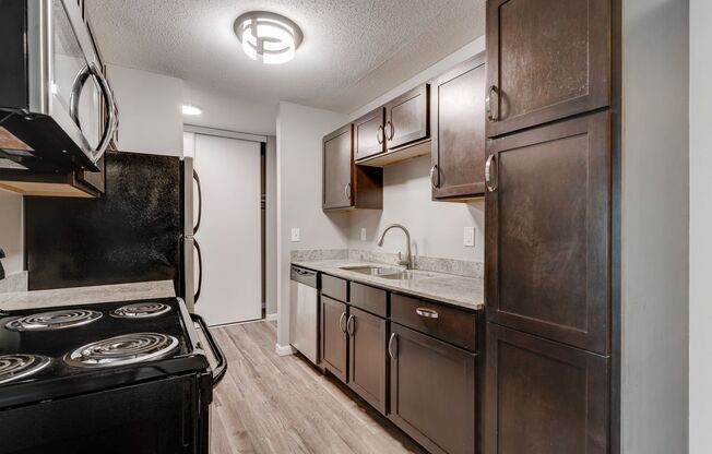 1 bed, 1 bath, 767 sqft, $1,355, Unit 9975-108