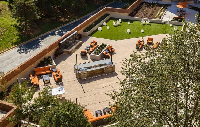 Cascade Outdoor Area