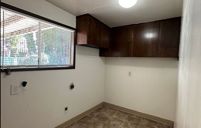 2 beds, 1.5 baths, 850 sqft, $1,495, Unit 146