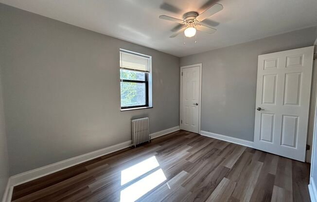 2 beds, 1 bath, 800 sqft, $1,720, Unit 6236 Fifth Ave. #202A