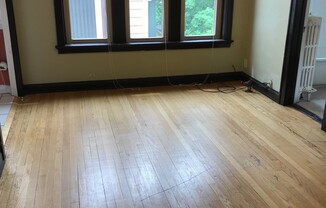 1527 Marshall