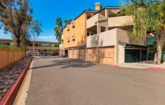 Stylish 1-Bed Condo with Balcony, Garage & Resort-Style Amenities in Mira Mesa