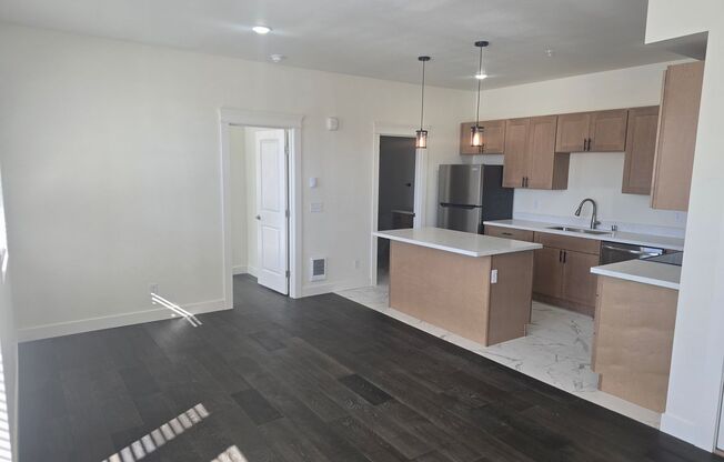 1 bed, 1 bath, 550 sqft, $1,600, Unit 201