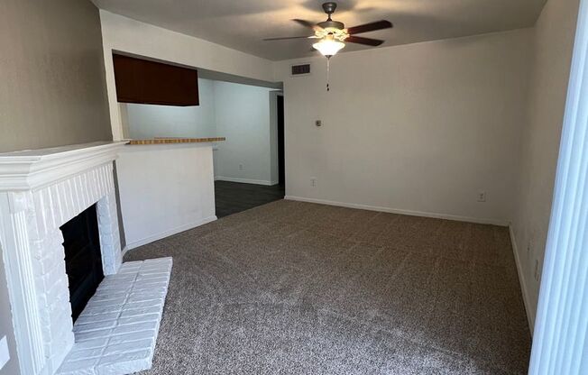 2 beds, 2 baths, 914 sqft, $1,095, Unit 22-908