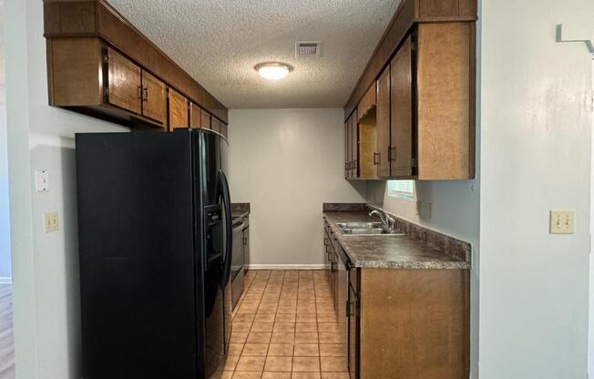 120 SPRINGWOOD DR