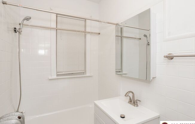 1 bed, 1 bath, 575 sqft, $1,295, Unit 952-23