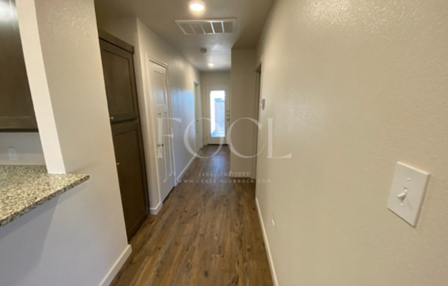 3 beds, 2 baths, 1,396 sqft, $1,600, Unit 5507-B 121st