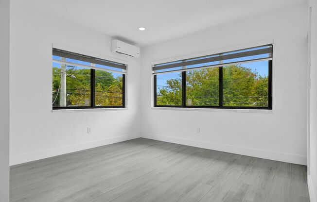 212 BEACOM