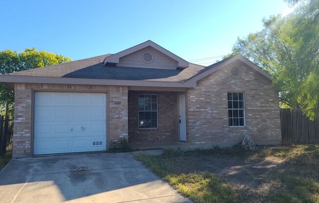 3 beds, 2 baths, $1,150