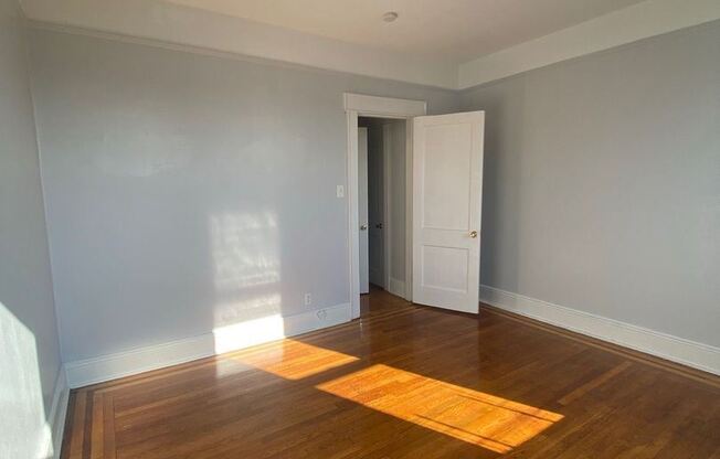 7112 Park Avenue