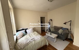 1673 Commonwealth Ave