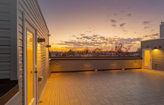 1 bed, 1 bath, $1,450, Unit 302