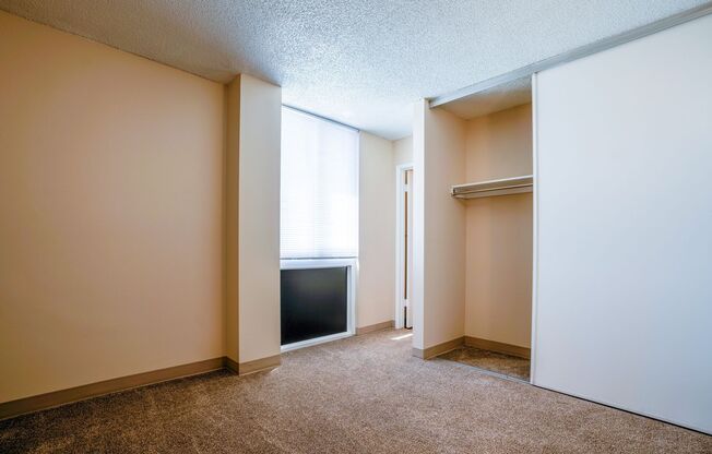 1 bed, 1 bath, 642 sqft, $1,150