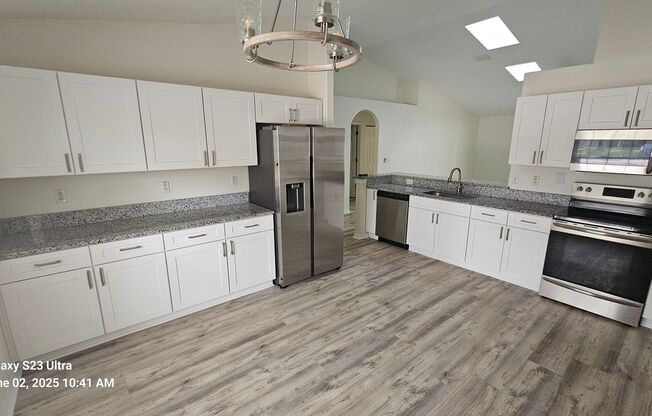SECOND MONTH FREE!! Updated 3 Bedroom, 2 Bath Home in Matanzas Woods