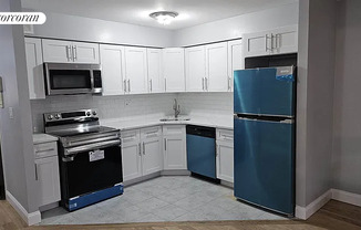 3 beds, 2 baths, $2,850, Unit 2